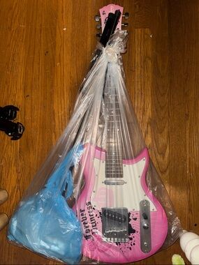 Washburn electric guitar used 2x 2009,  vintage Y2K 2000s 90s girly princess